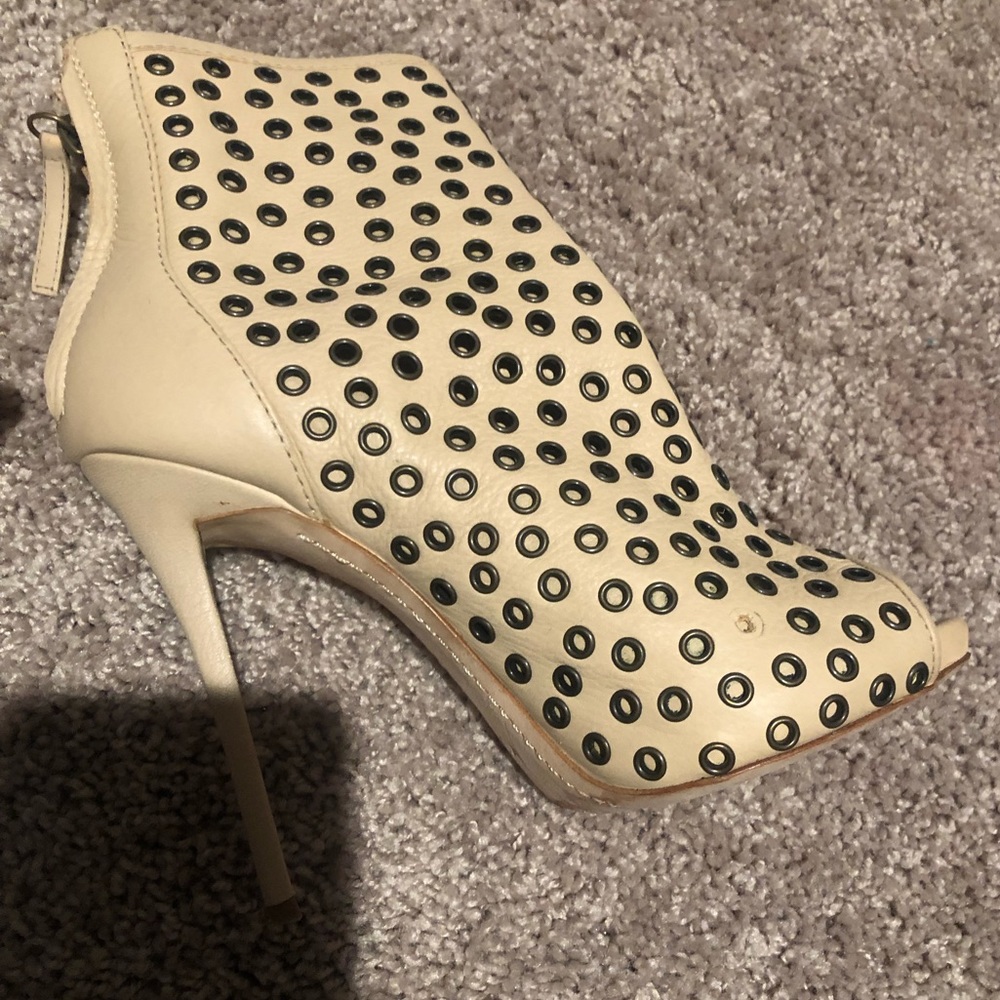 Giuseppe heels